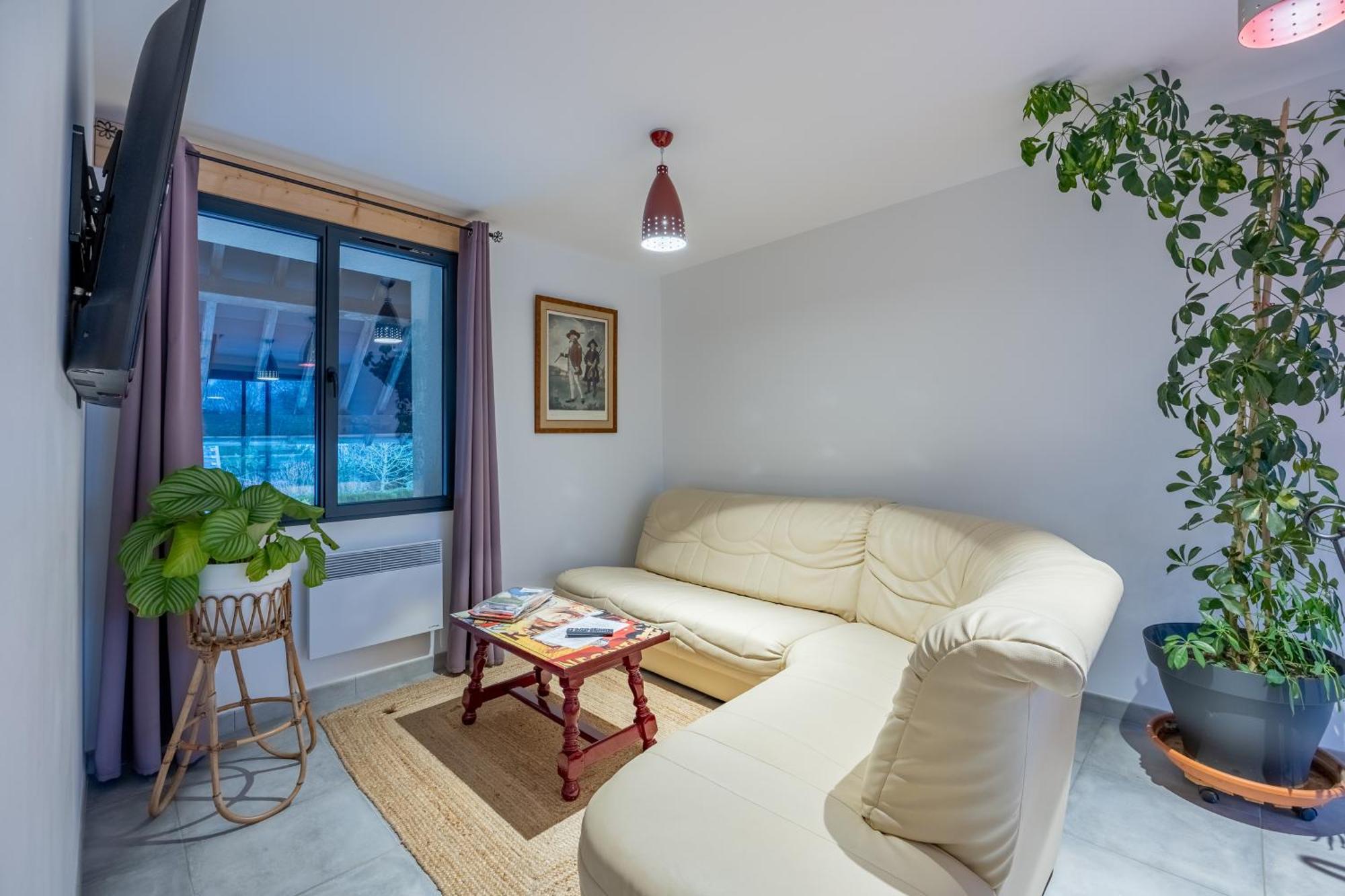 Logis Du Grand Pin Apartment Saint-Martin-des-Entrees Ngoại thất bức ảnh