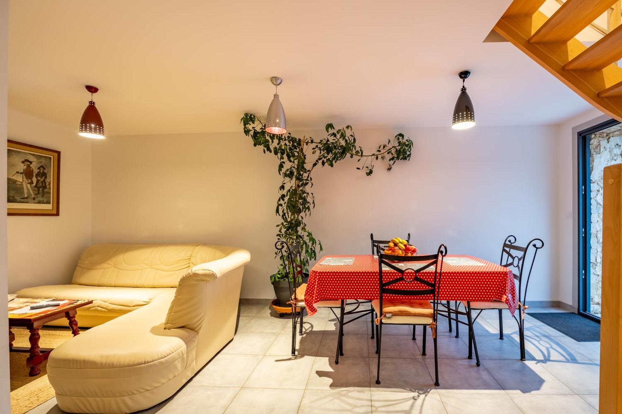 Logis Du Grand Pin Apartment Saint-Martin-des-Entrees Ngoại thất bức ảnh