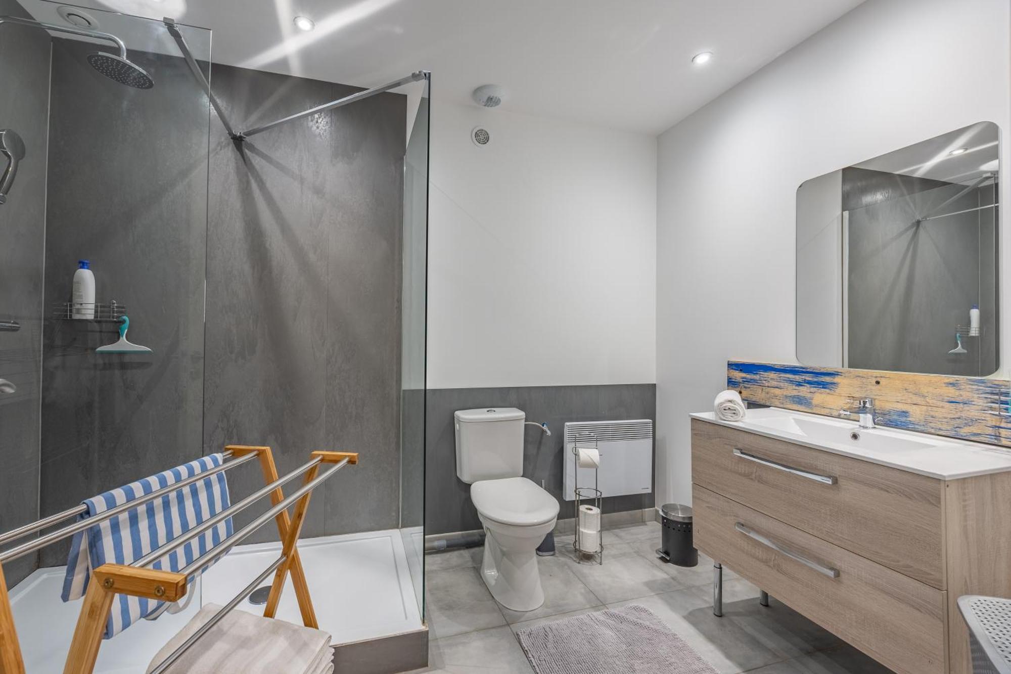 Logis Du Grand Pin Apartment Saint-Martin-des-Entrees Ngoại thất bức ảnh