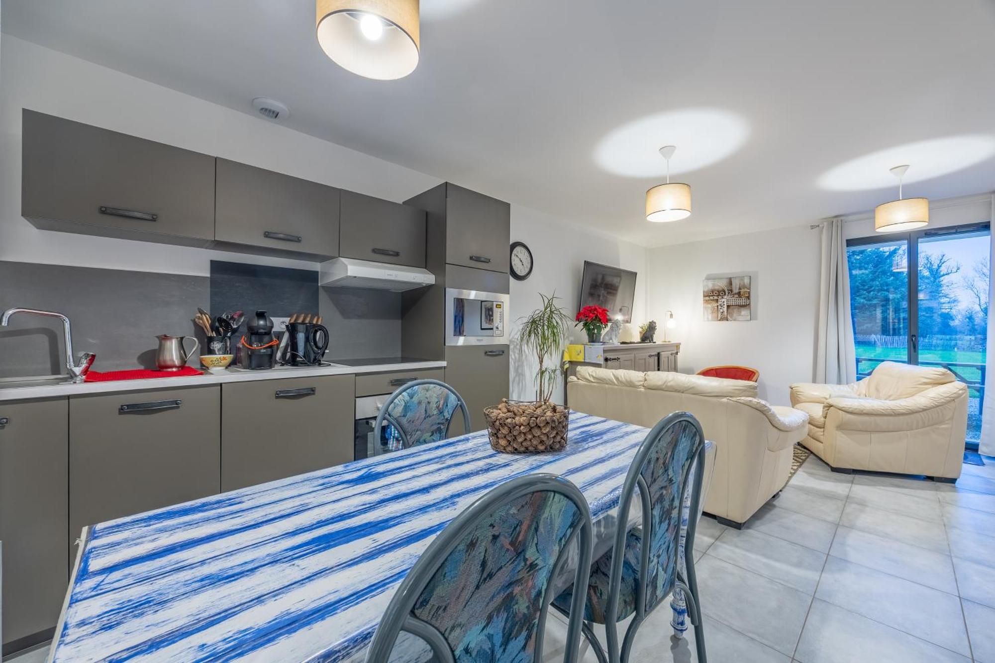 Logis Du Grand Pin Apartment Saint-Martin-des-Entrees Ngoại thất bức ảnh