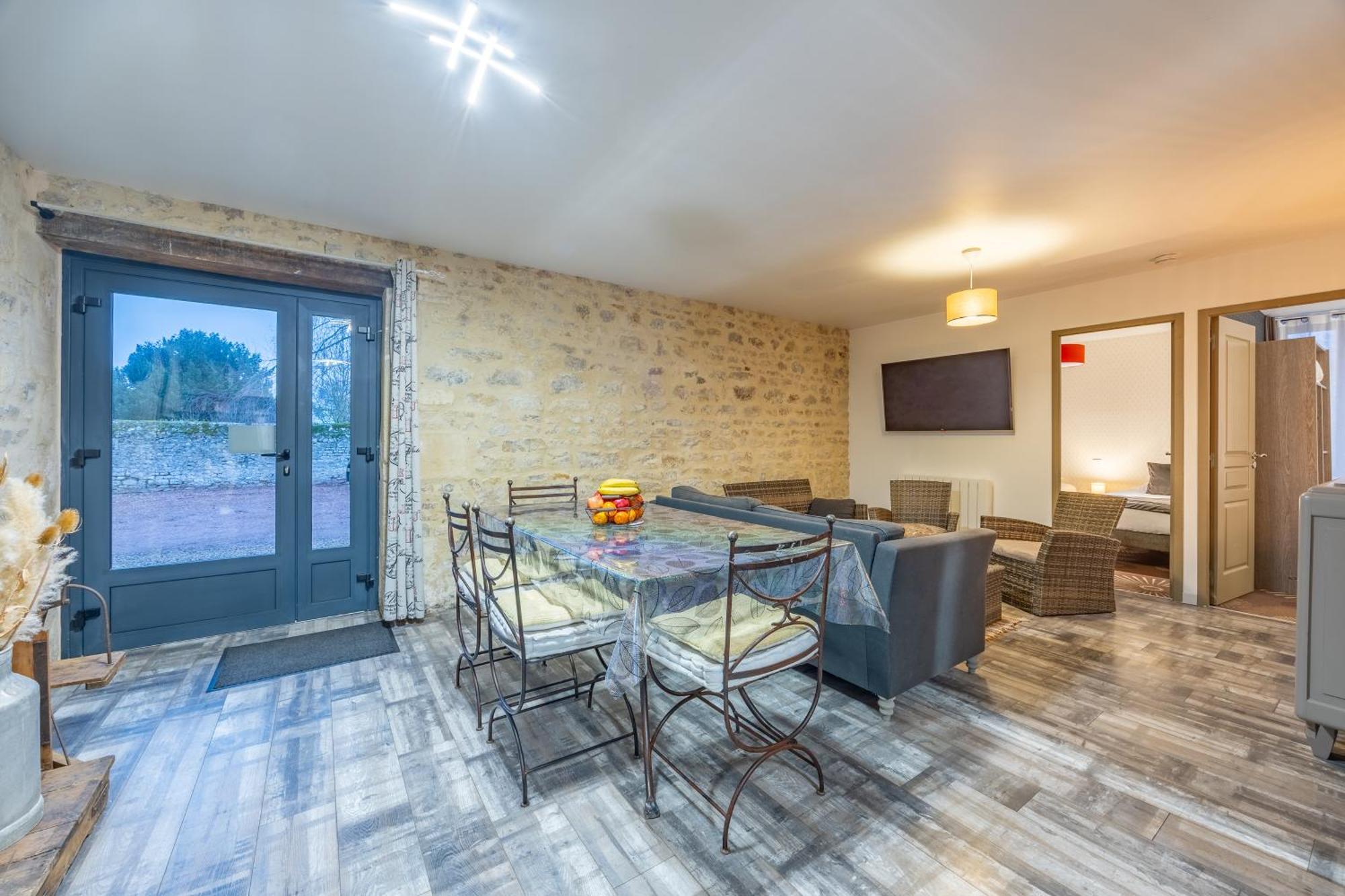 Logis Du Grand Pin Apartment Saint-Martin-des-Entrees Ngoại thất bức ảnh